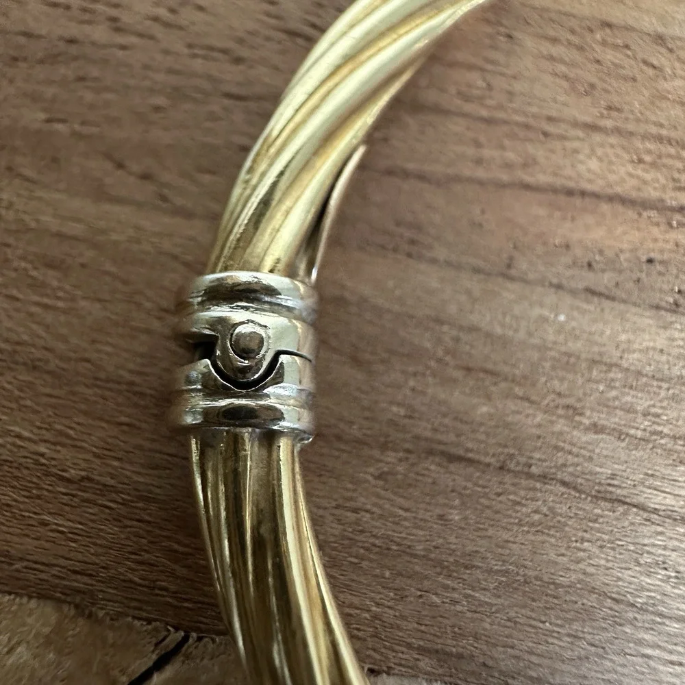Vintage Super Joyas 18K‎ 750 Yellow Gold Bangle Bracelet 6.5 Twisted Hinged 6.3g
